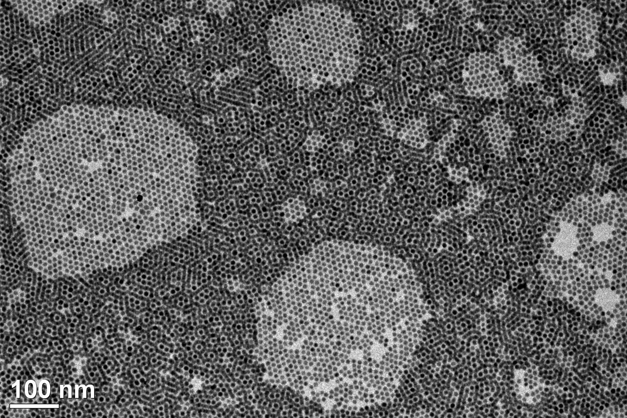 CdSe/CdS nanocrystals